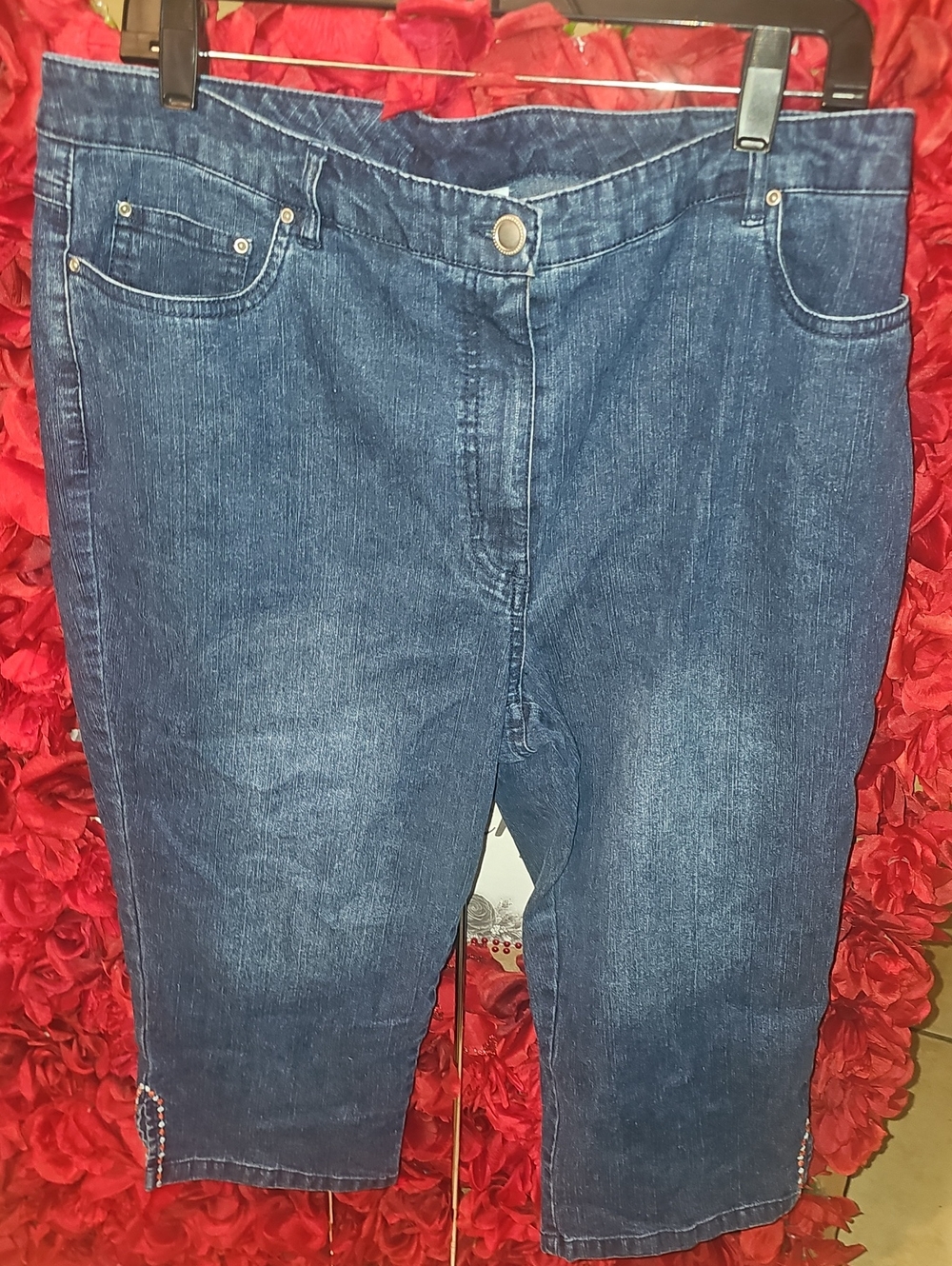 Ruby Rd. Dark Blue Cropped Stretch Jeans With Floral Ankle Design Size 16